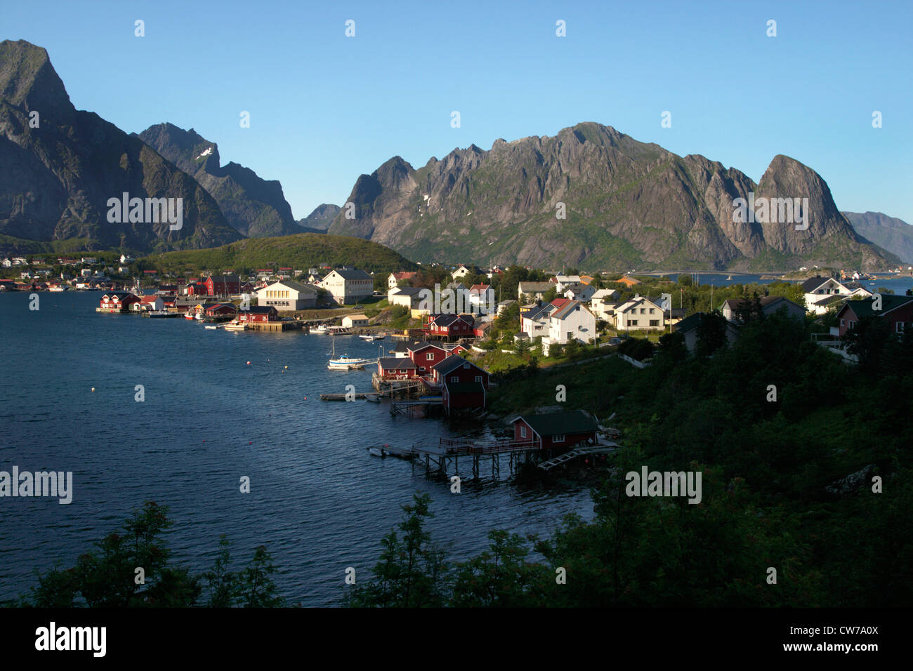 Reine, Norwegen, Lofoten-Inseln, Moskenes y Stockfoto