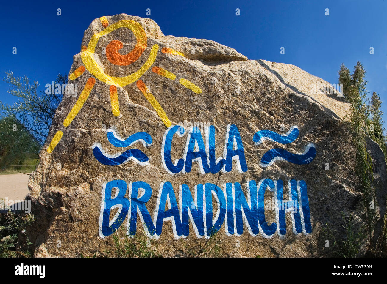 Rock, beschriftet mit 'Cala Brandinchi', Italien, Sardinien Stockfoto