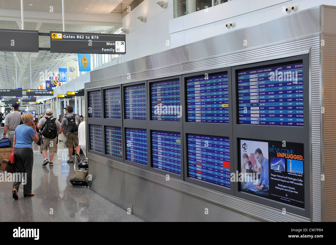 Terminal B Washington Dulles International Airport befindet sich in Loudon County Virginia USA Stockfoto