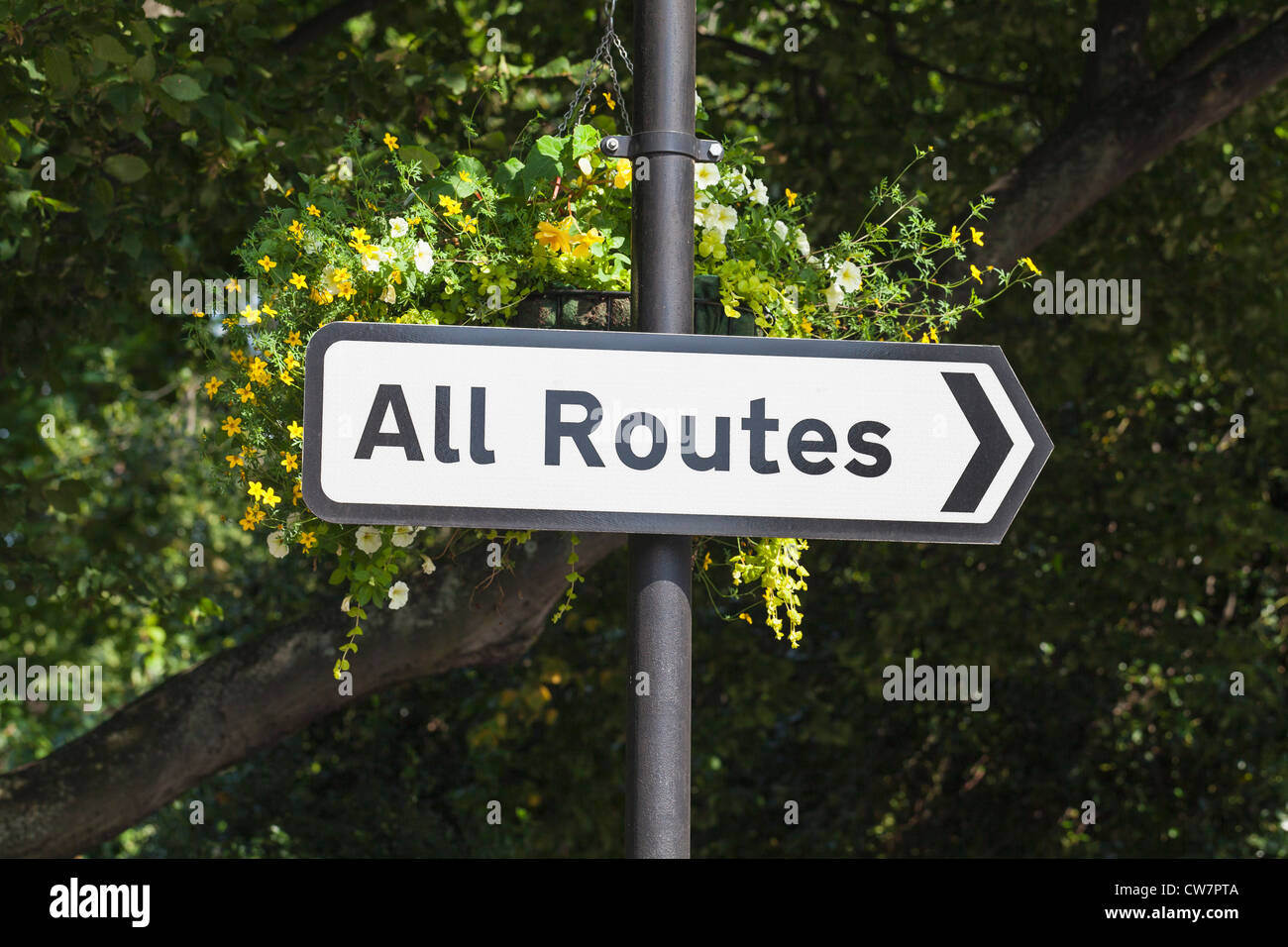 Alle Routen Straßenschild, England Stockfoto