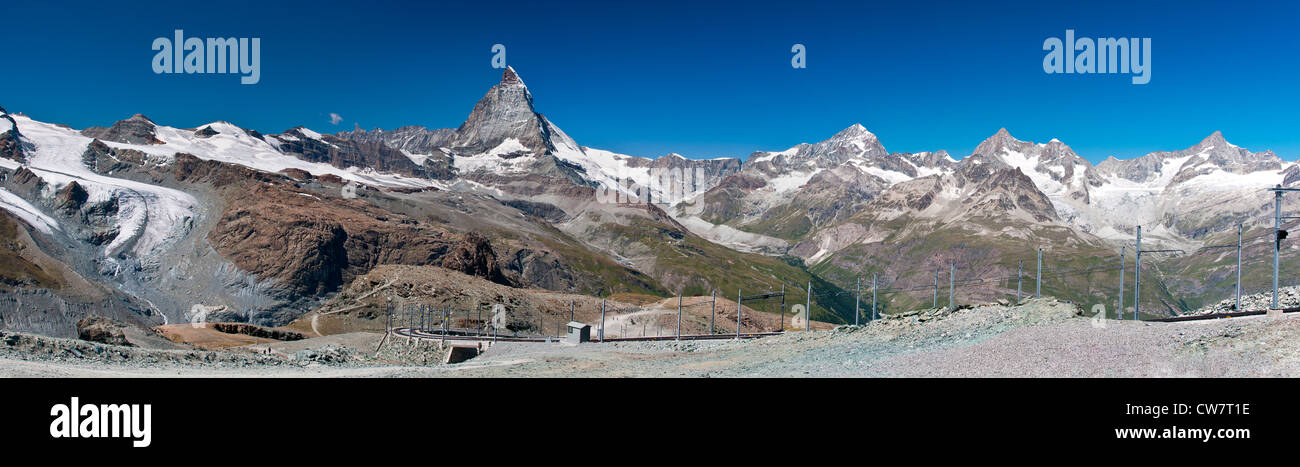 Panorama Blick auf Matterhorn und weitere Schweizer Gipfel vom Gornergrat, Zermatt, Wallis oder Wallis, Schweiz Stockfoto