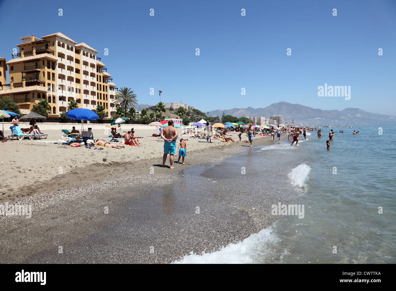 Strand in Fuengirola, Costa Del Sol, Andalusien Spanien Stockfoto