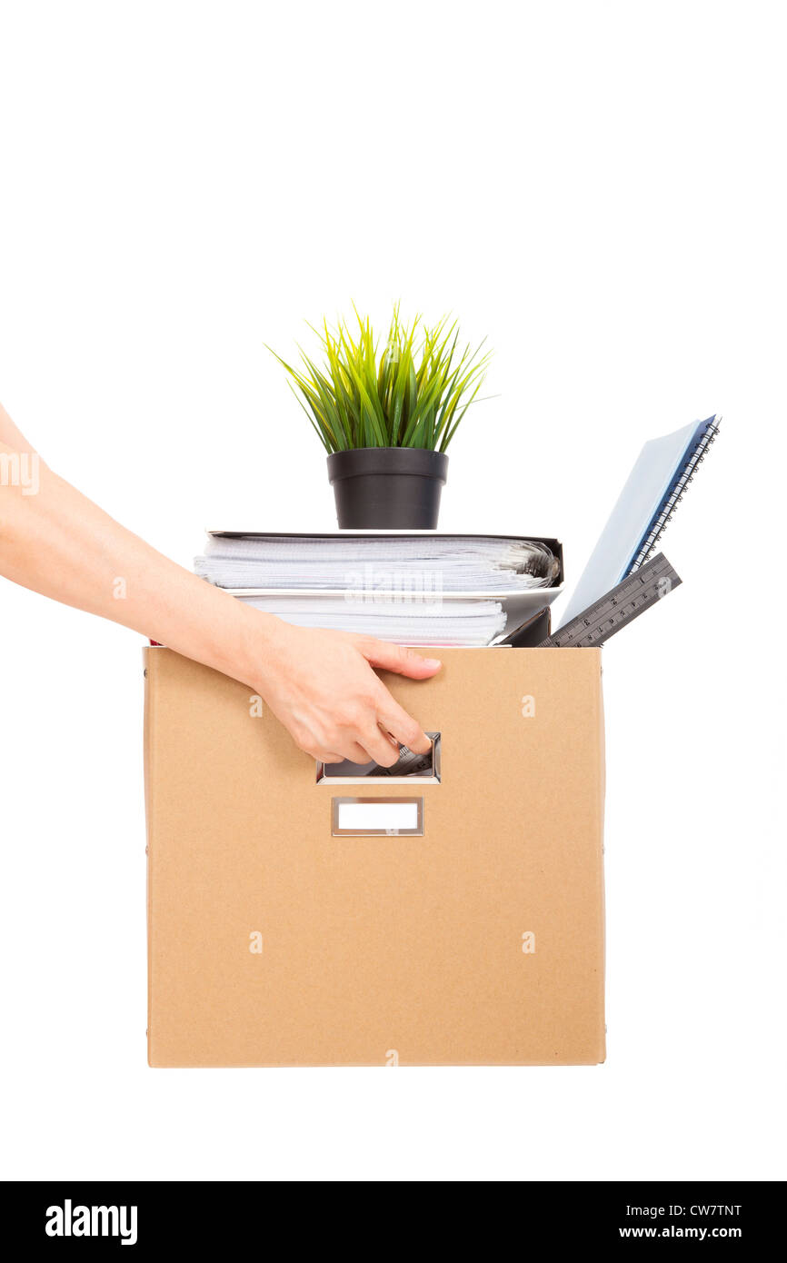 verlieren Sie Job concept.hand halten die Box der Mitarbeiter entlassen Stockfoto