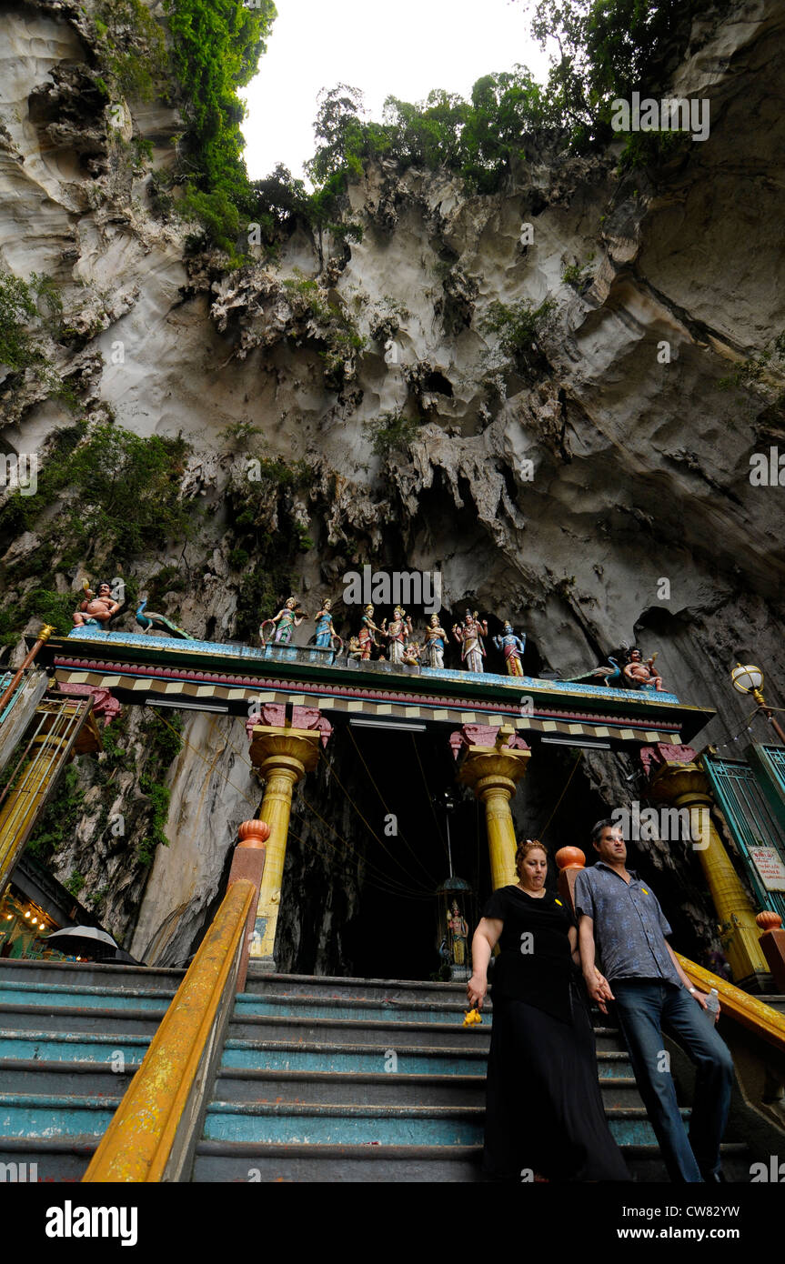 Touristen am Batu Höhlen, Schreinen und Tempeln, heiligen Ort der
