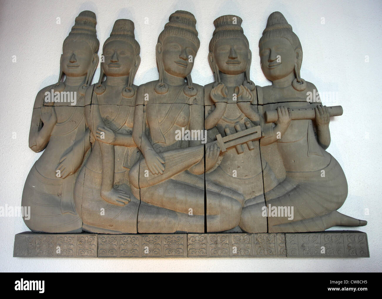 Es ist ein Foto von thailändischer Kunst. Eine Skulptur oder Statue des Thai-Frau oder Frau für die Dekoration. Stockfoto