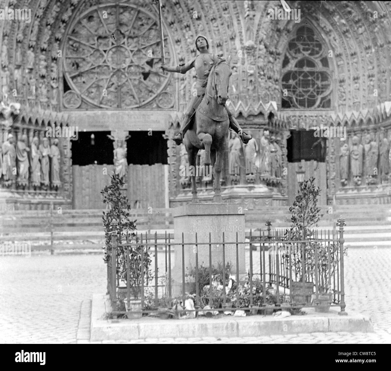 Reims, die Statue der Jungfrau von Orléans Stockfoto