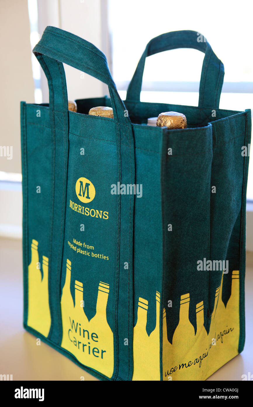 Wine carrier Fotos und Bildmaterial in hoher Auflosung Alamy