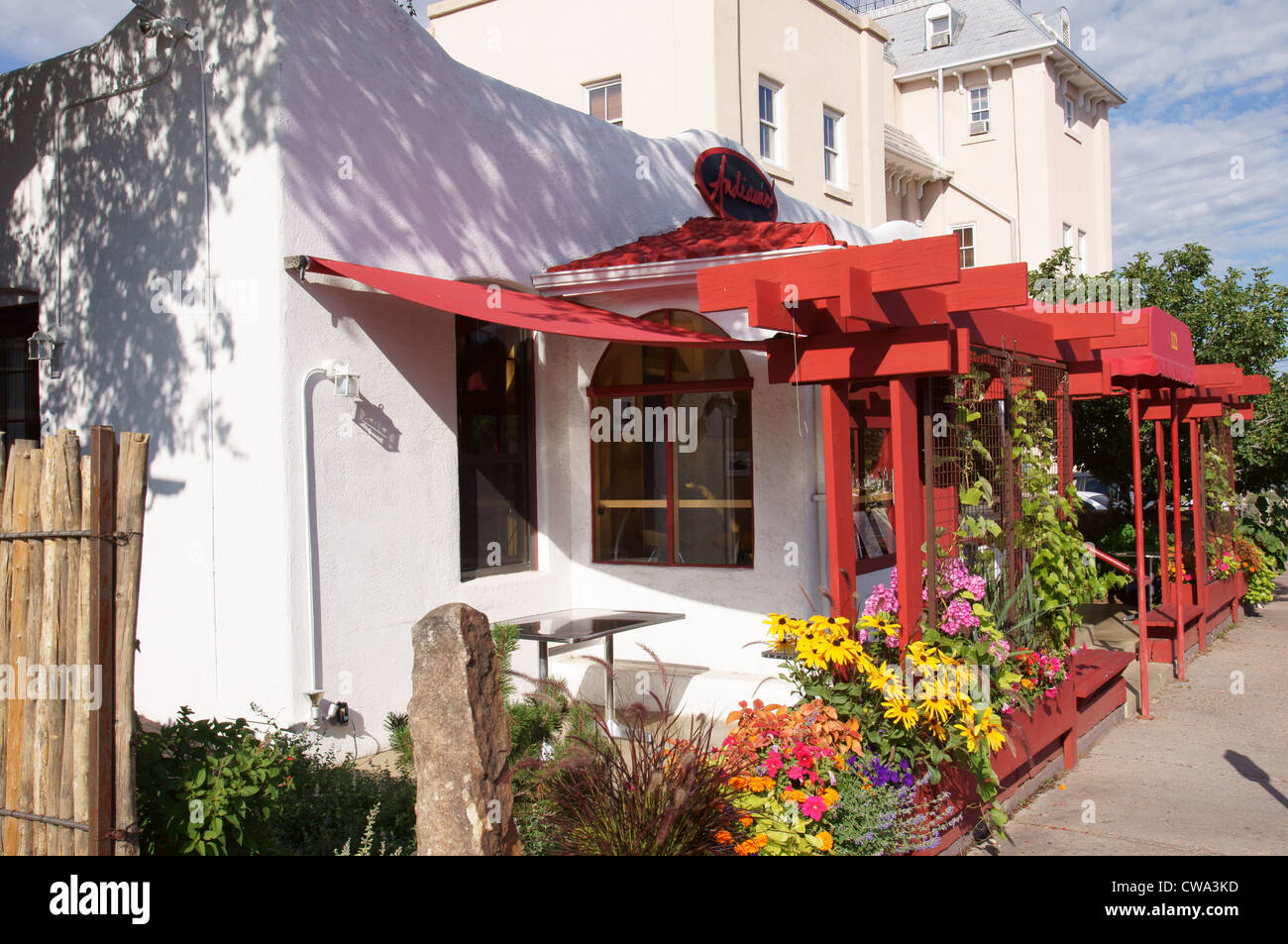 Café andiamo Fotos und Bildmaterial in hoher Auflösung Alamy