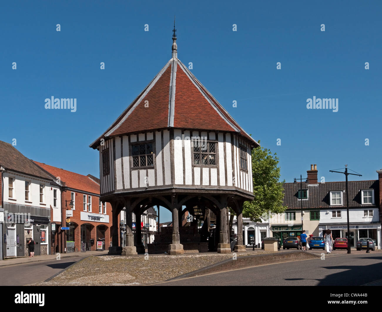 Das Markt-Kreuz in der antiken Stadt Wymondham in Norfolk, England Stockfoto