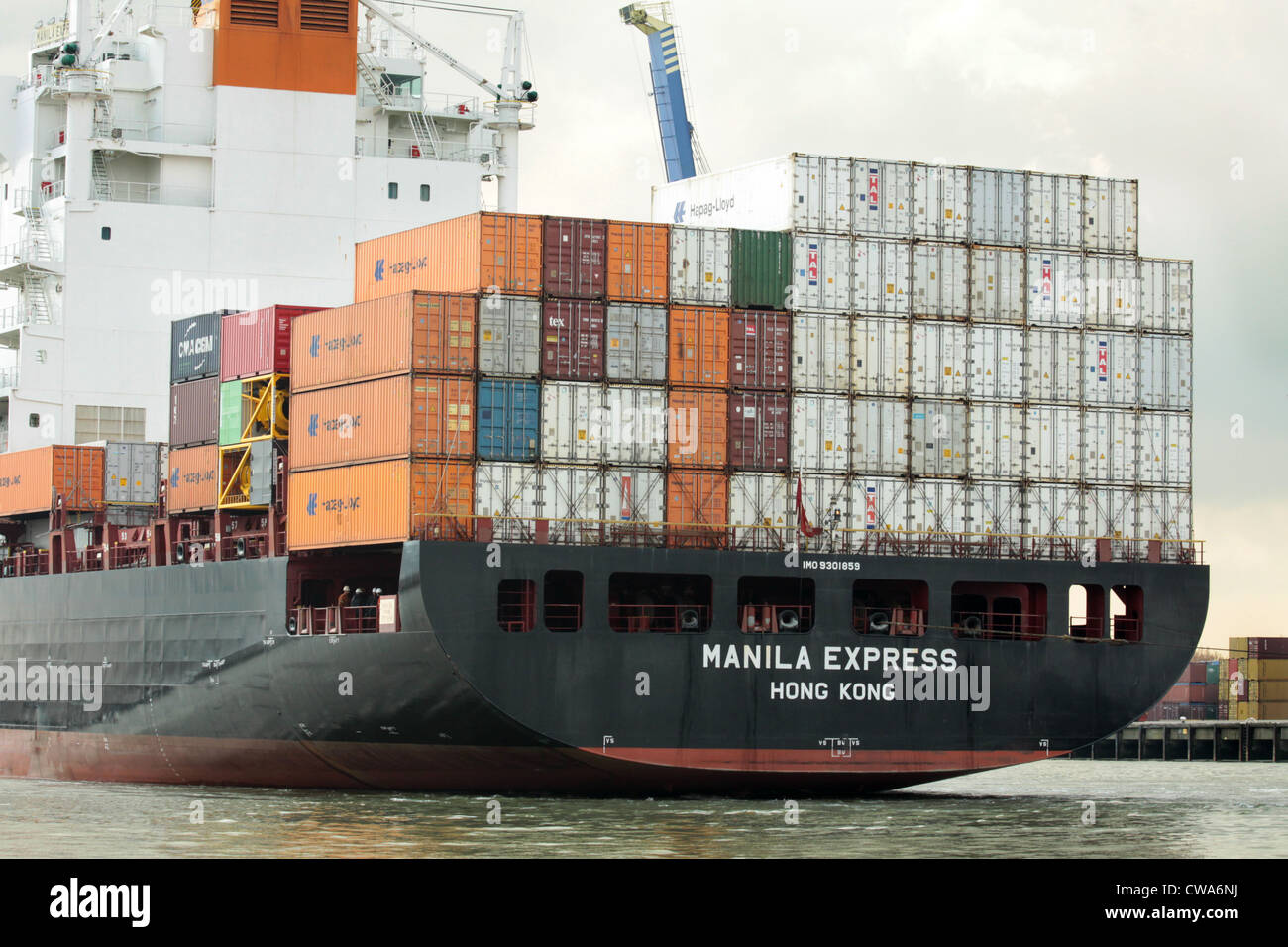 Manila Express, Hong-Kong registriert Containerschiff im Hafen von Rotterdam Stockfoto