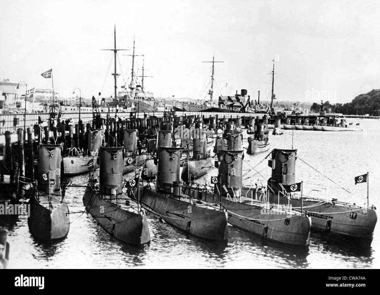 Deutsche U-Boote auf dem Display für Admiral Horthy, Regent von Ungarn, Gast von Hitler, Kiel, 29.08.38. Höflichkeit: CSU Archive / Stockfoto