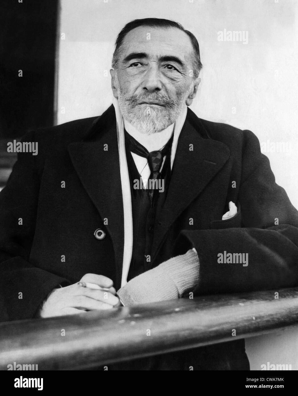 Joseph Conrad, 1923. Höflichkeit: CSU Archive/Everett Collection Stockfoto