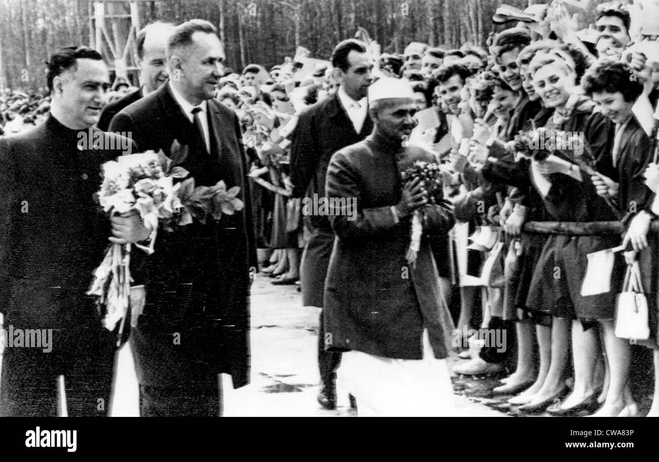 Indischer Premierminister Lal Bahadur Shastri besucht die Sowjetunion, 1965. Höflichkeit: CSU Archive / Everett Collection Stockfoto