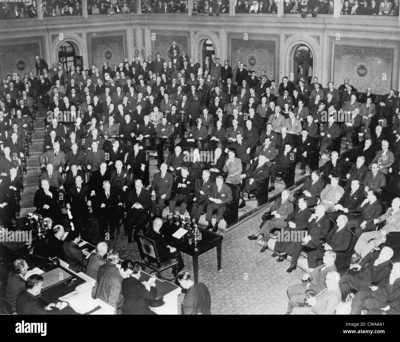 Präsident berichtet an den Kongress über 1. März 1945, nach der großen drei Konferenz mit Churchill und Stalin in Jalta. Stockfoto