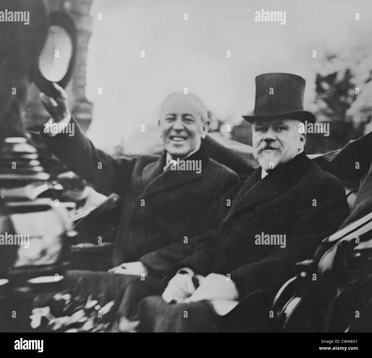 Woodrow Wilson (1856-1924) und Raymond Poincaré (1860-1934), der damalige Präsident von Frankreich.  1919-Foto während Wilsons Stockfoto