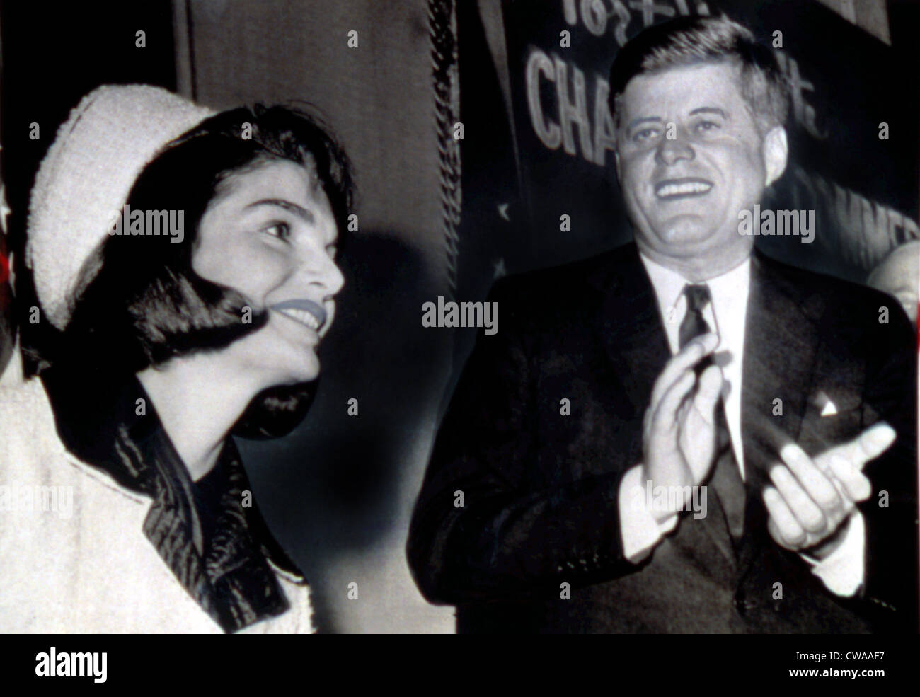 Präsident John F. Kennedy und Mrs. Kennedy in Dallas, 22.11.1963. Höflichkeit: CSU Archive / Everett Collection Stockfoto