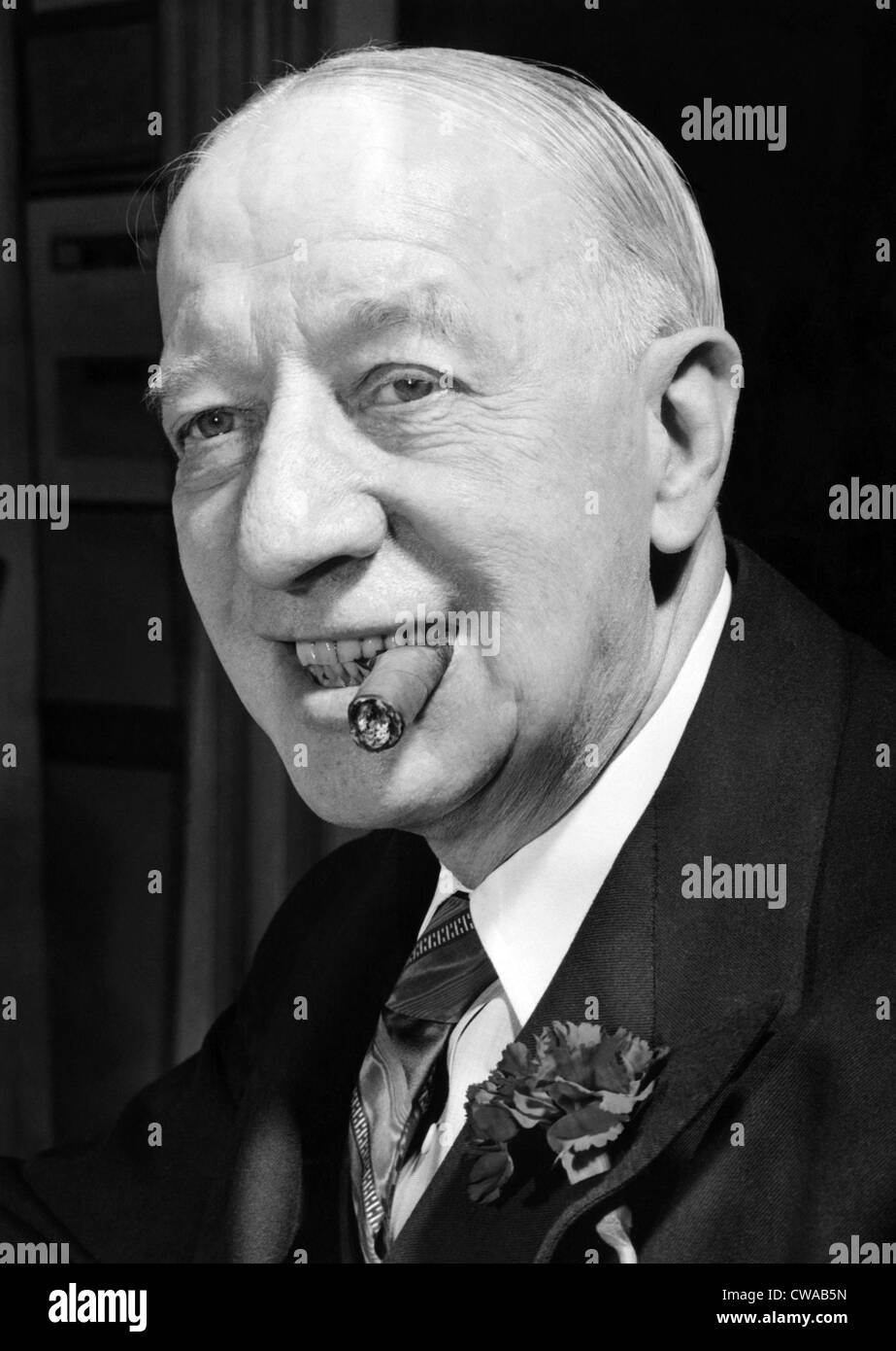 Ehemaliger Gouverneur von New York Alfred E. Smith, (1873-1944), an seinem 70. Geburtstag, 30. Dezember 1943... Höflichkeit: CSU Archive / Stockfoto