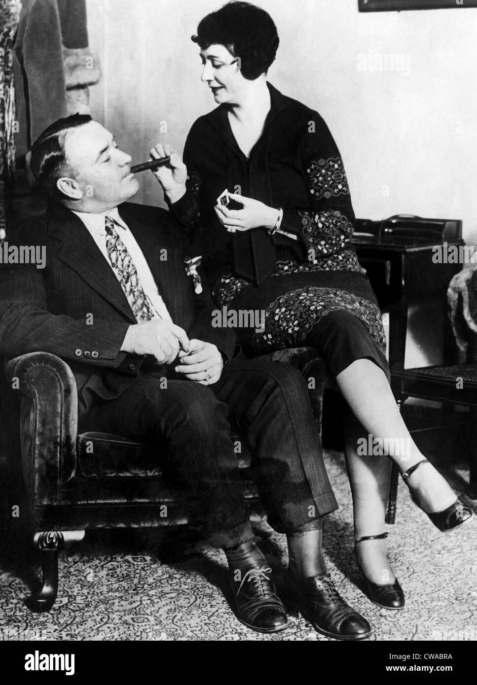 Rennfahrer Barney Oldfield, und seiner Frau Hulda Rae Braden, San Diego, Kalifornien, 4. Januar 1926. Höflichkeit: CSU Archive/Everett Stockfoto