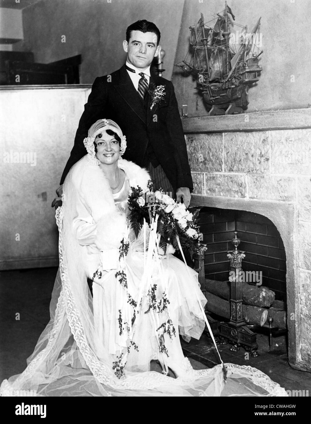 James Braddock und Frau können am Tag ihrer Hochzeit, North Bergen, 1930... Höflichkeit: CSU Archive / Everett Collection Stockfoto