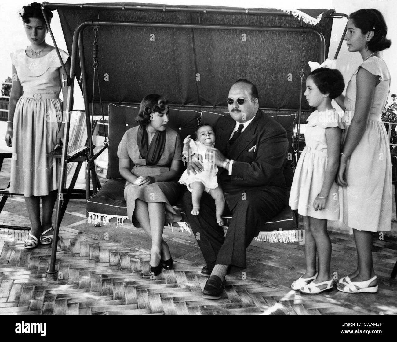 Ferial Prinzessin, Königin Narriman, Prinz Ahmed Fouad, ehemaliger König Farouk von Ägypten (im Exil), Prinzessin Fadia, Prinzessin Fawzia, Stockfoto