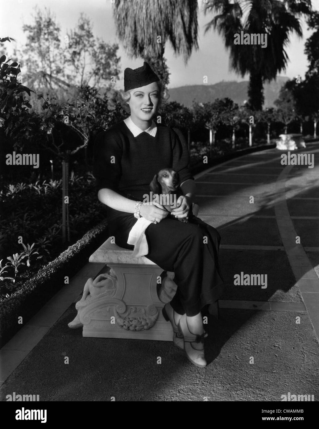 Marion Davies, 1936. Höflichkeit: CSU Archive/Everett Collection Stockfoto