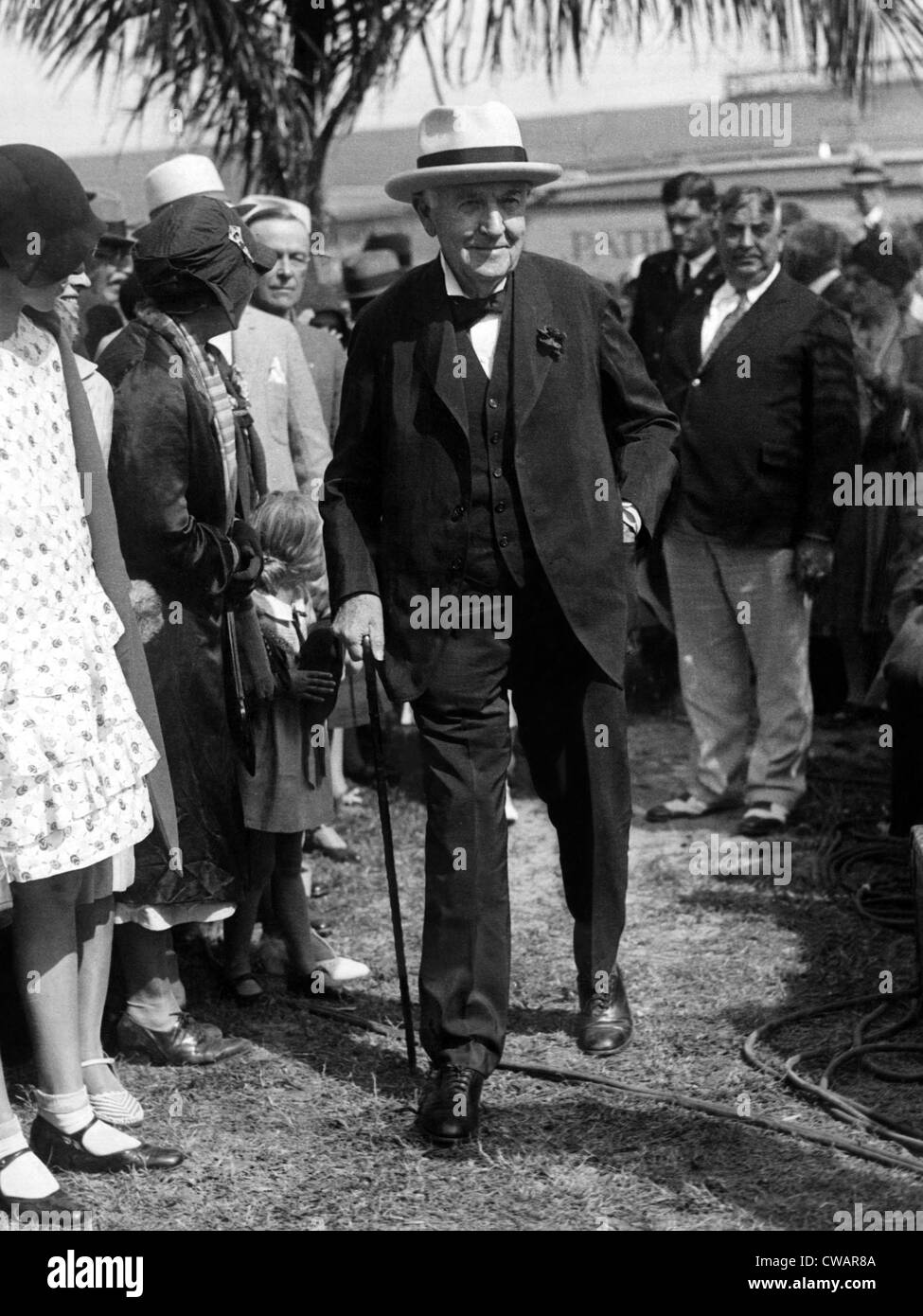 Thomas Edison feiert seinen 83. Geburtstag im Garten seiner Fort Meyers, Florida-Haus, 11. Februar 1930. Höflichkeit CSU Stockfoto