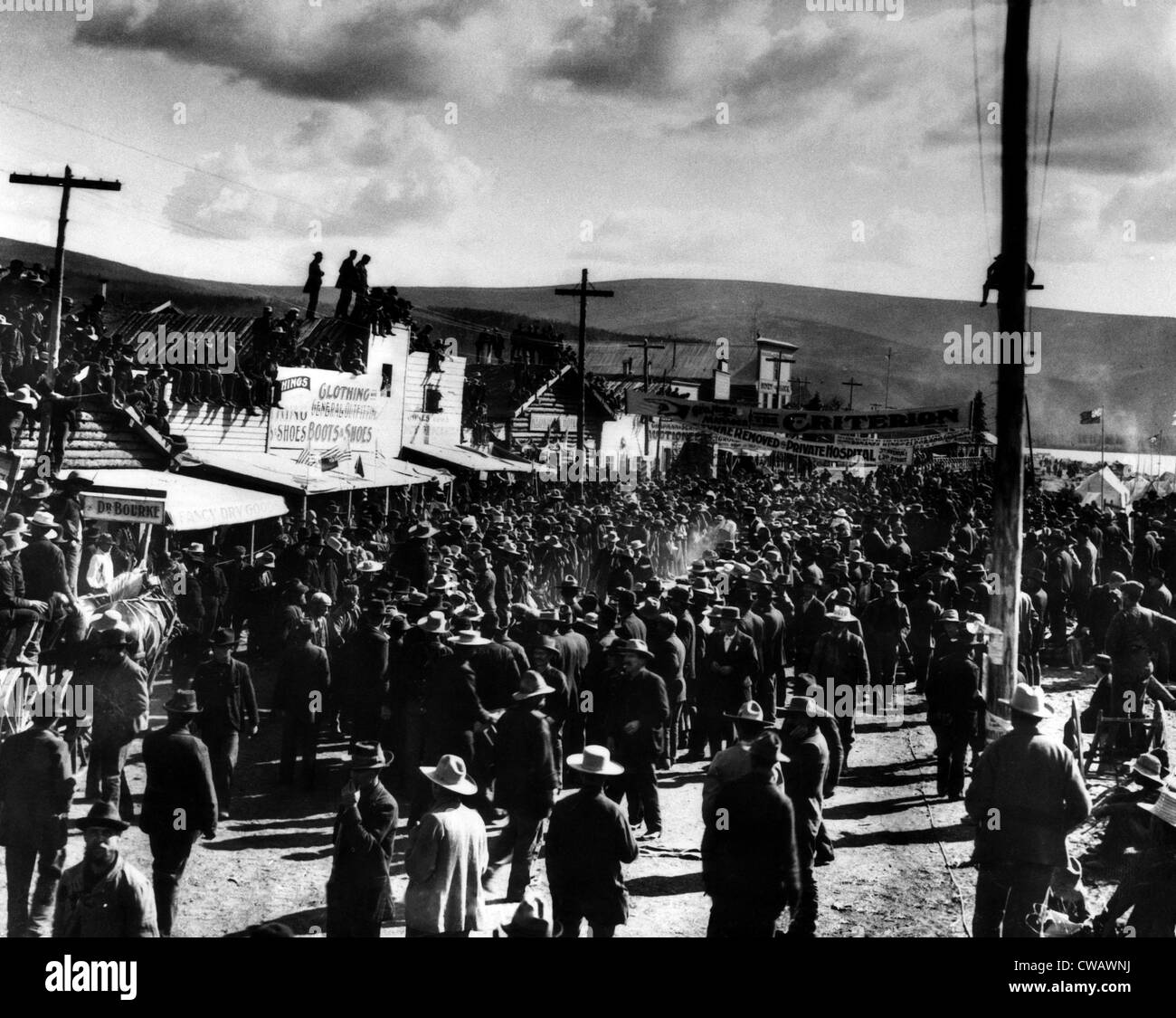 Dawson City, Kanada, Juli 4,1899. Höflichkeit: CSU Archive/Everett Collection Stockfoto