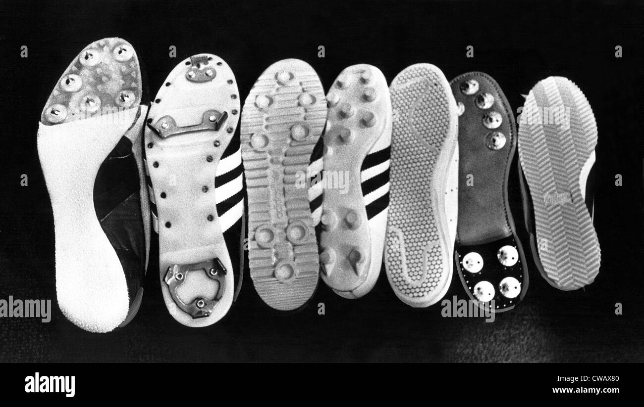 Sneakers, (l, r: Track Klampe, Baseball Cleat, Nylon-Running-Schuh, Fußball-Stollen, Tennisschuh, Golf Klampe, Leder ausgeführt Stockfoto