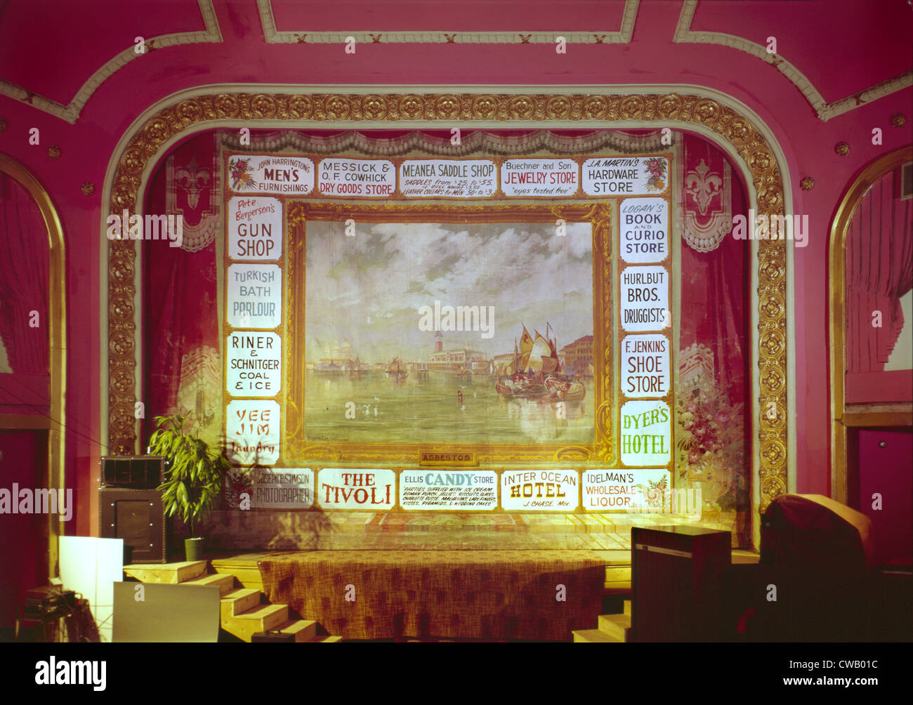 Kinos, The Atlas Theater, Detail der Bühnen- und gemalten Vorhang, erbaut 1907, 213 West Sixteenth Street, Cheyenne, Stockfoto