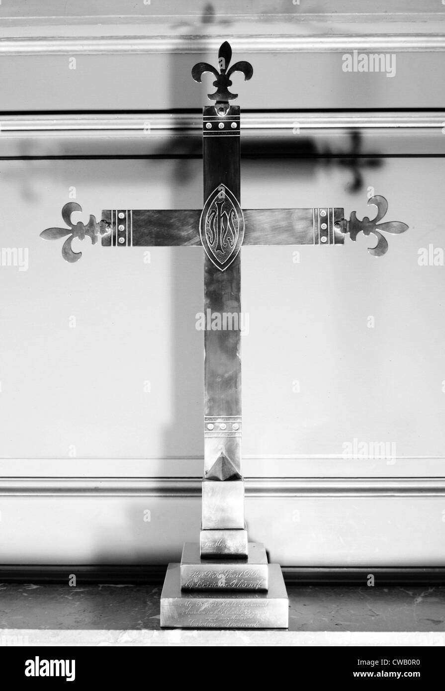 Detail des Altars überqueren, IHS Inschrift Trinity Church, Southport, CT, Jack E. Boucher, Fotograf, ca. 1856 Stockfoto