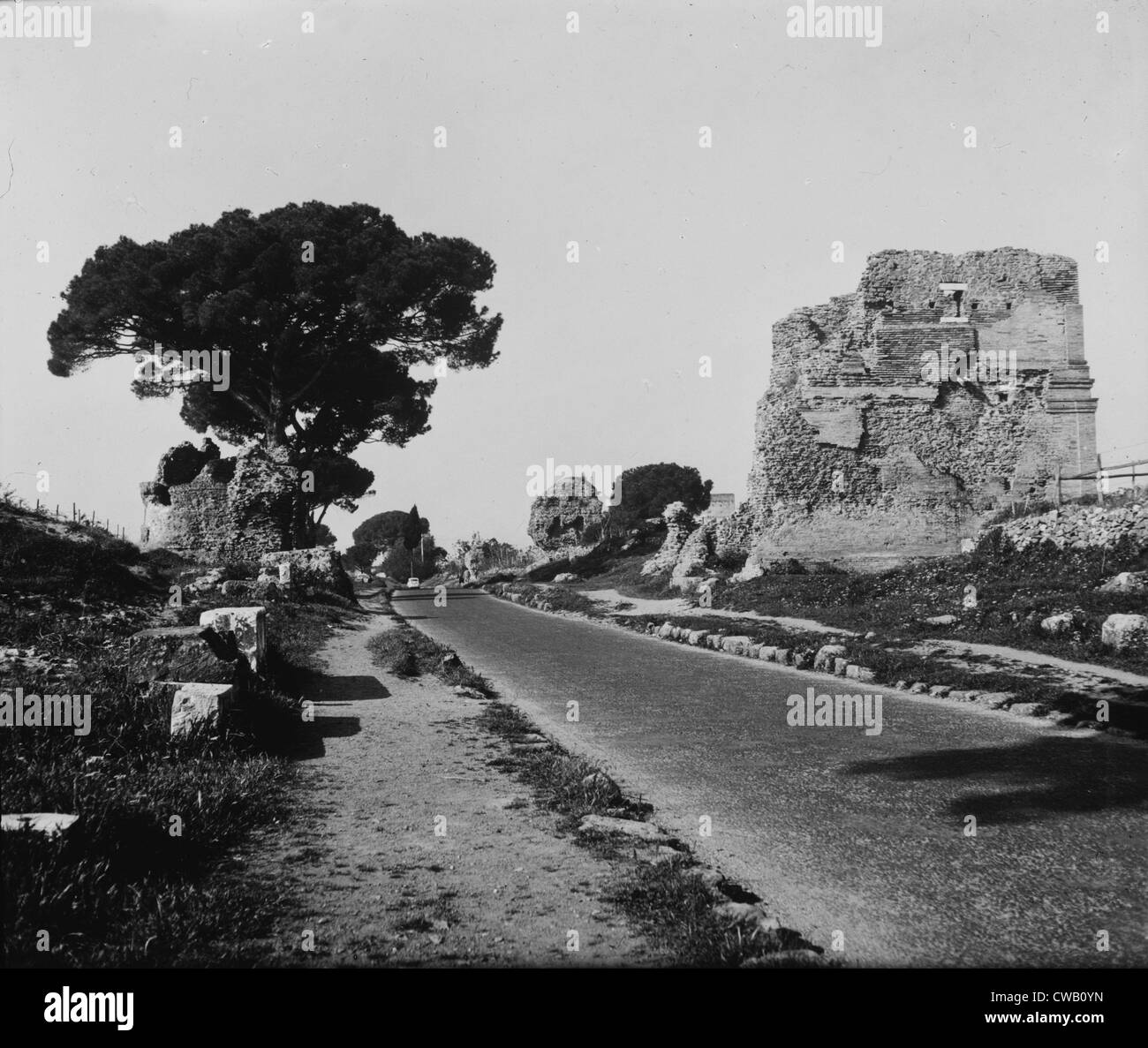 Rom, tauchten Via Appia, als eine moderne Autobahn, ca. 1950er-Jahre. Stockfoto