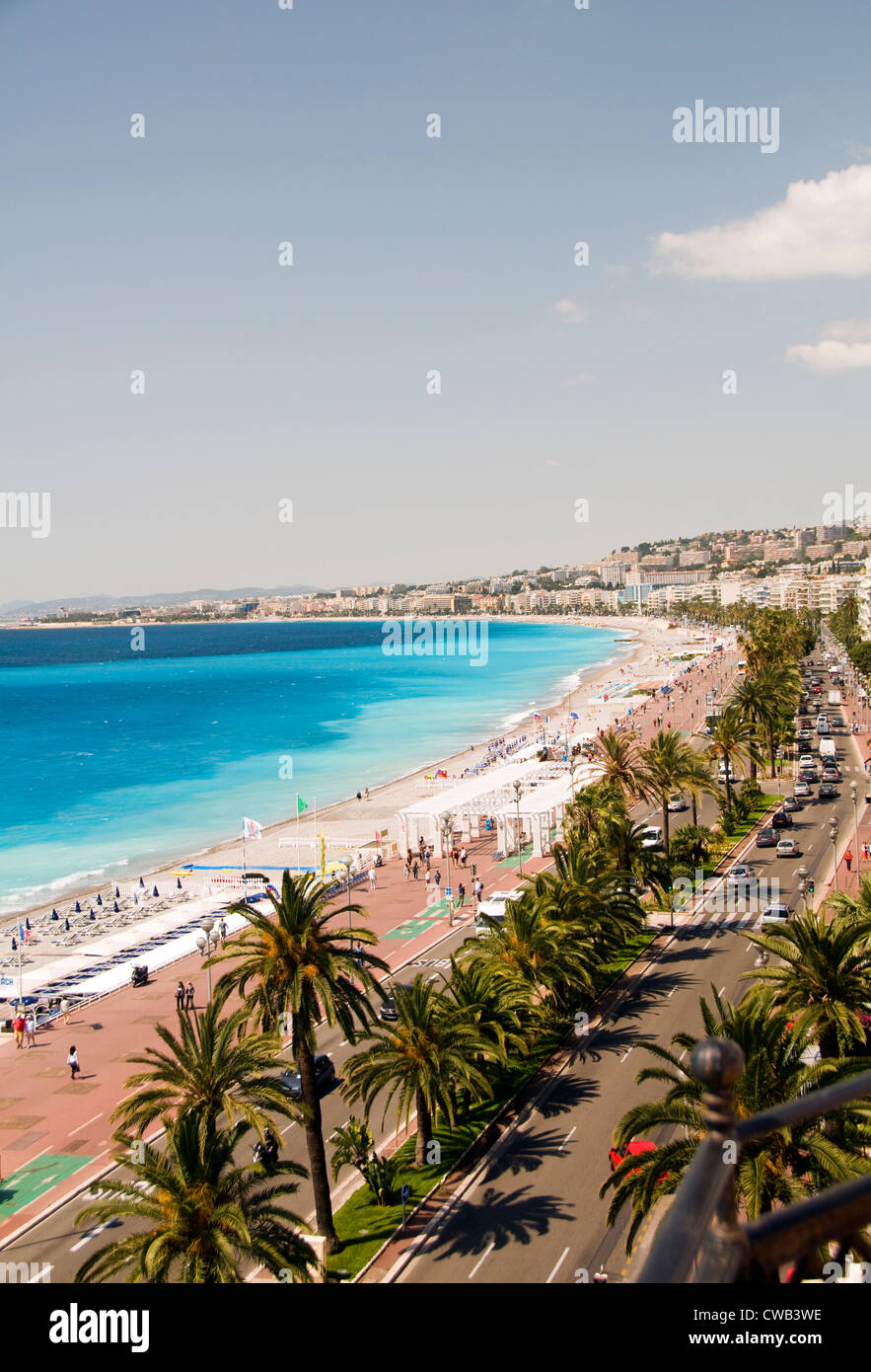 Französische Riviera-Cote d ' Azur Nizza Frankreich Strand an der berühmten Promenade des Anglais-Hotels gesäumten boulevard Stockfoto