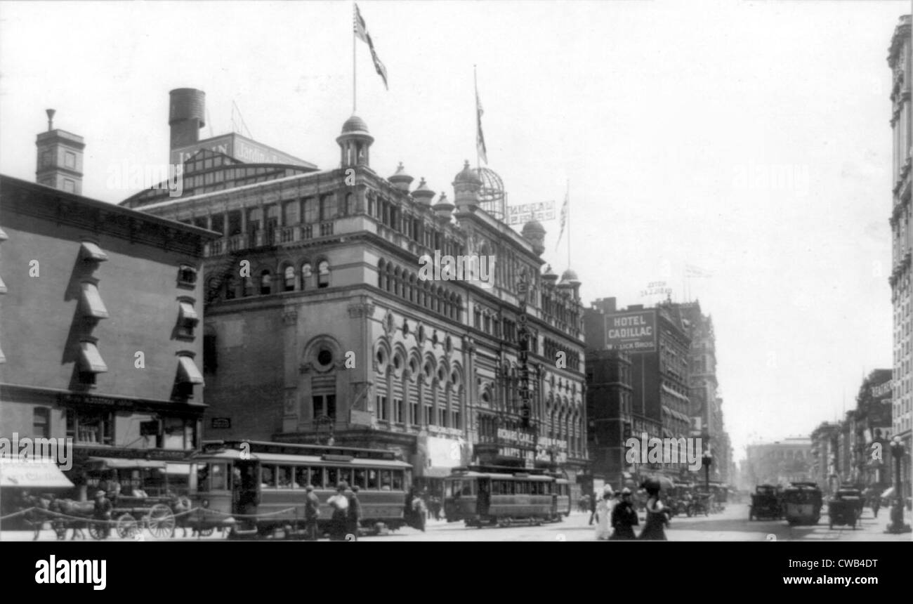 New York City Times Square (aka Longacre Square, zu diesem Zeitpunkt), New York Theater am Hotel Cadillac in links und Stockfoto