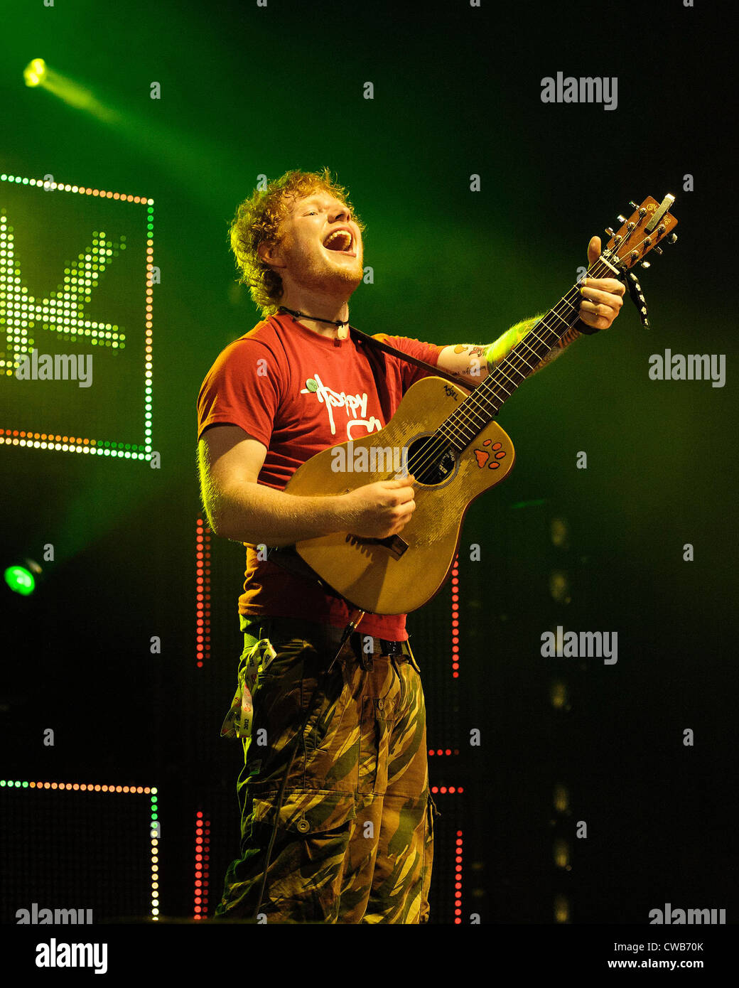 Ed Sheeran spielt V Festival am 18.08.2012 im Hylands Park, Chelmsford. Personen im Bild: Ed Sheeran. Bild von Julie Edwards Stockfoto