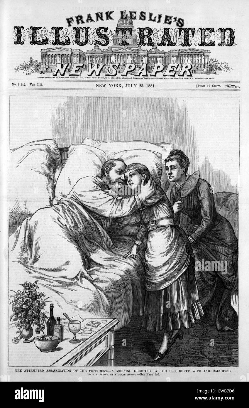Präsident Garfield, nach Ermordung Versuch, von seiner Frau und seiner Tochter getröstet. Holzschnitt, 23. Juli 1881 Stockfoto