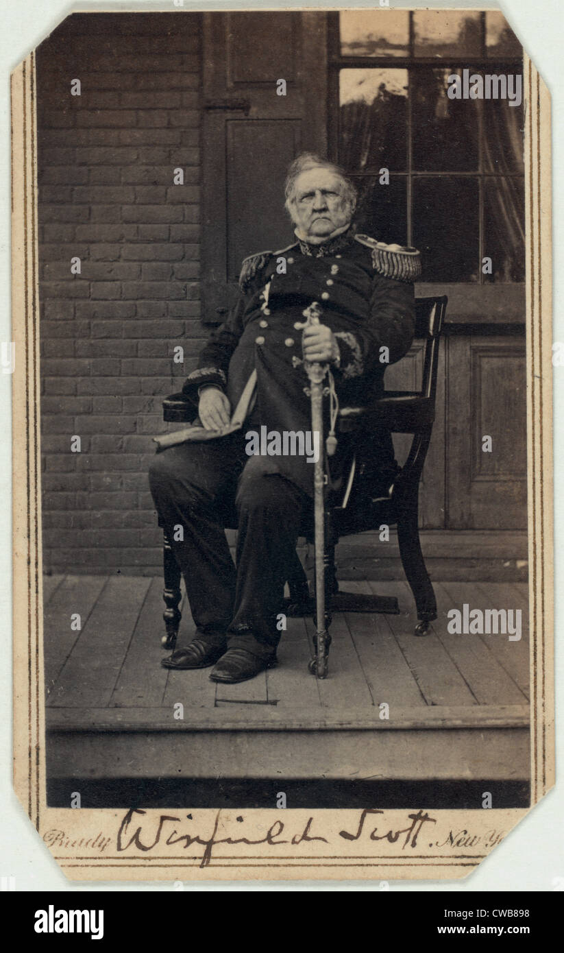 Der Bürgerkrieg. General Winfield Scott, Carte de Visite von Scott, ca. 1860-1861 unterzeichnet. Mathhew Brady Studio Stockfoto