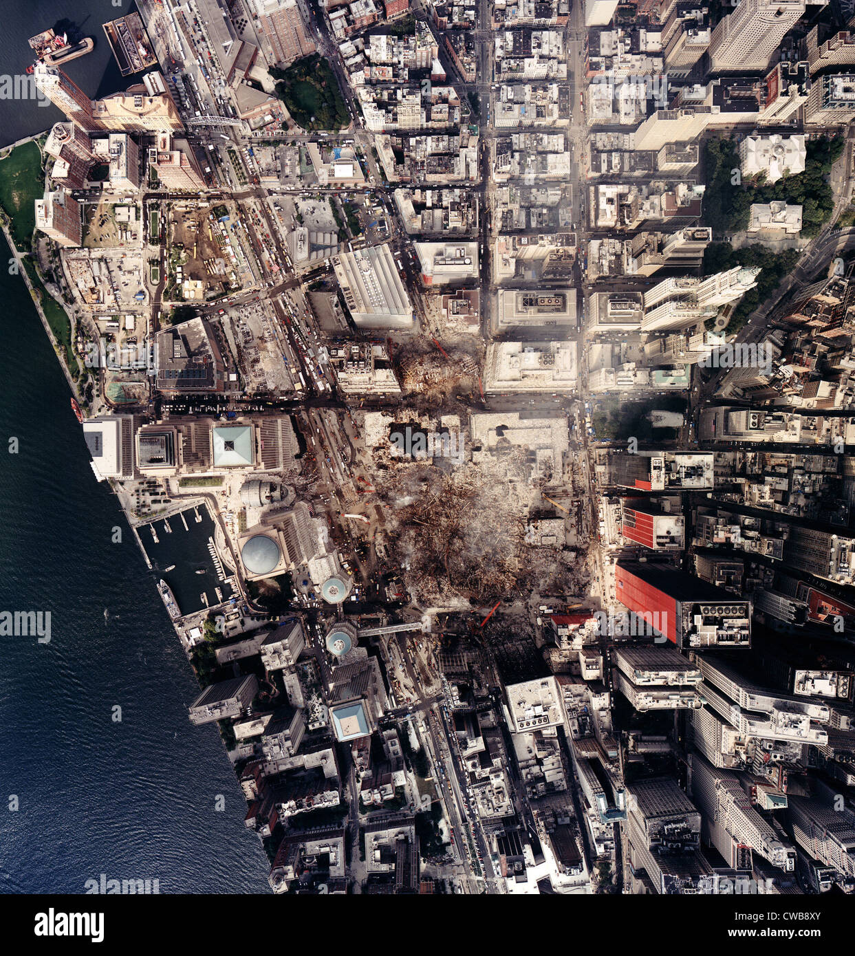 9 11 aftermath -Fotos und -Bildmaterial in hoher Auflösung – Alamy, حجم الصورة 1243x1390