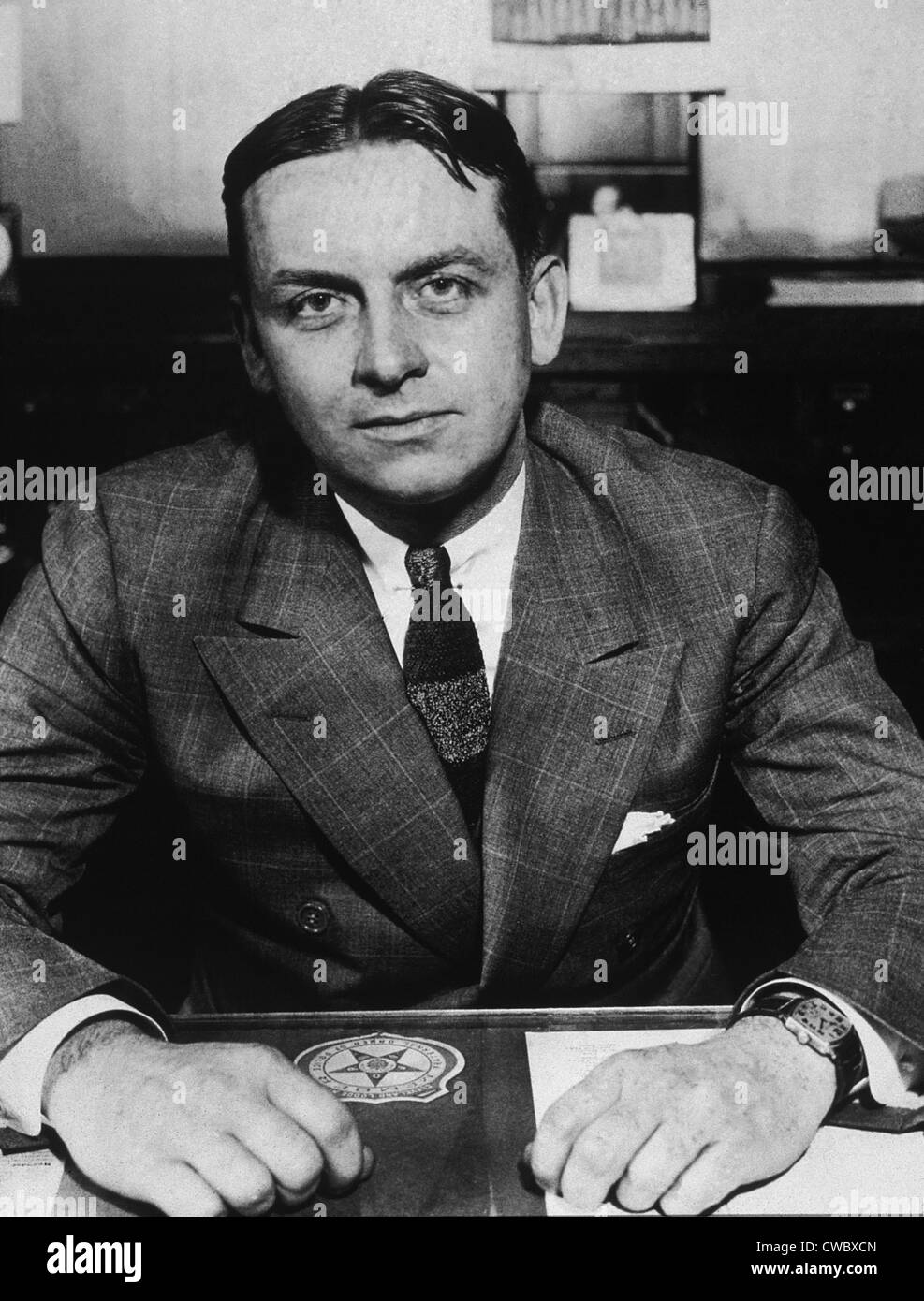 Eliot Ness (1903-1957), erstellt als Treasury Abteilung Verbot Agent zugewiesen, um Al Capone, bringen ein team Stockfoto