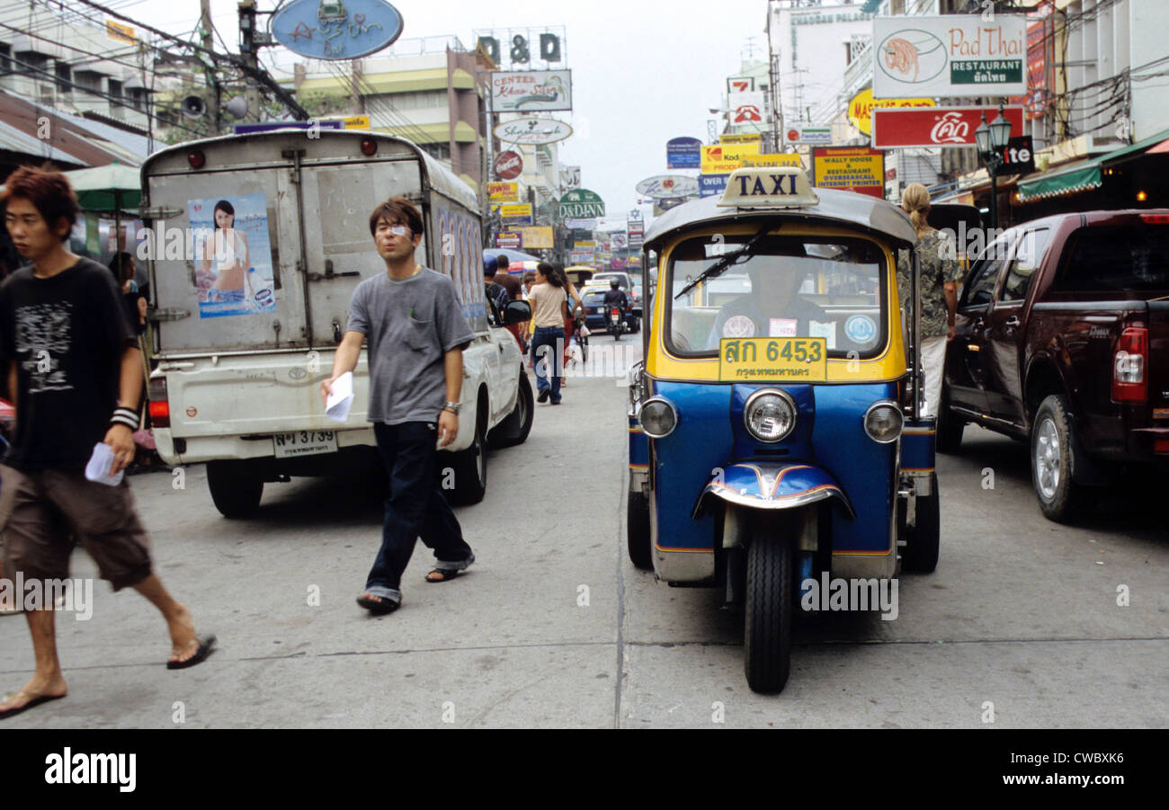 Bangkok, Verkehr auf der Straße Khaosarn Stockfoto