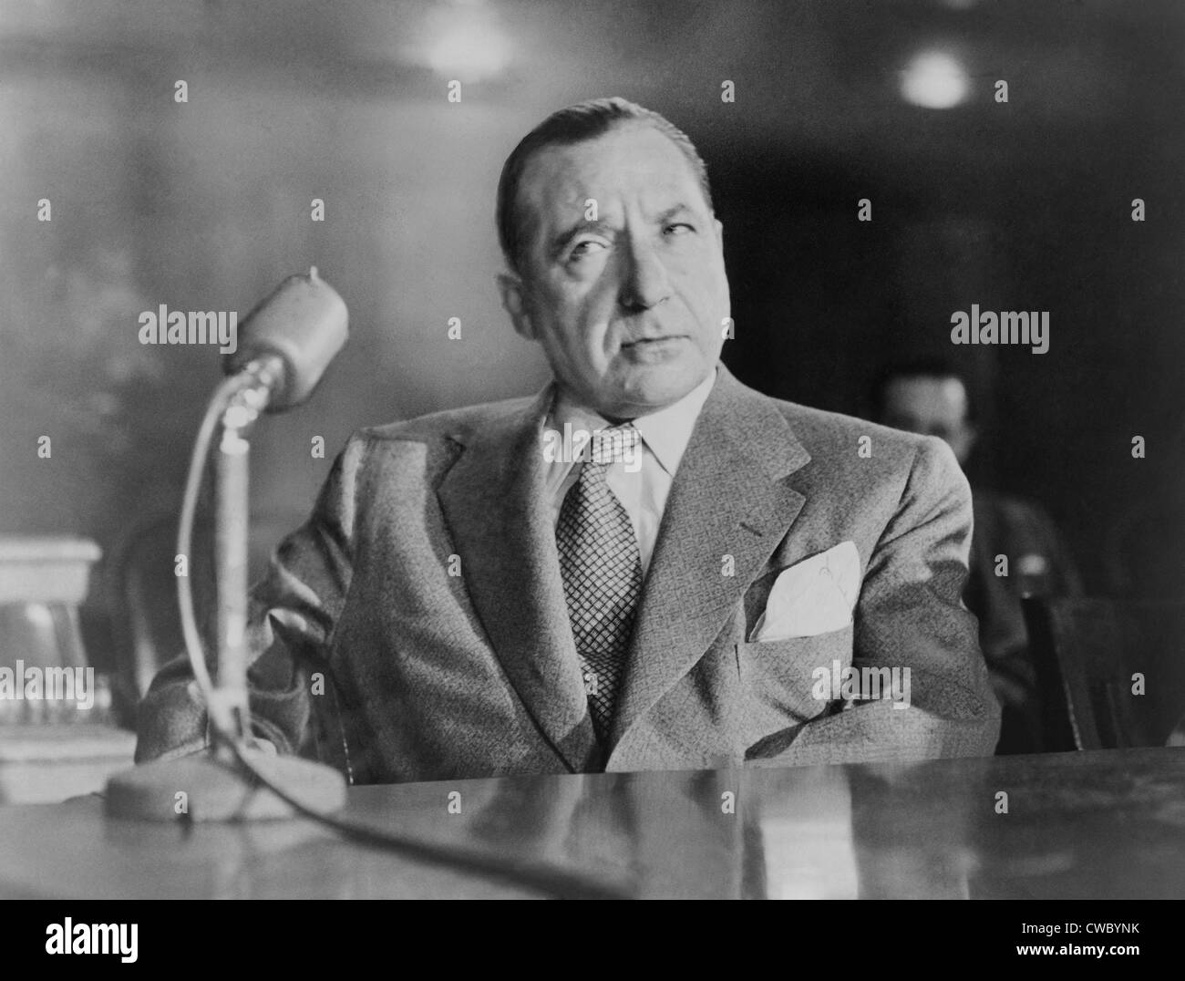 Frank Costello (1891-1973), bezeugt vor dem Kefauver Untersuchungsausschuss organisierte Kriminalität im März 1951. Costello Stockfoto