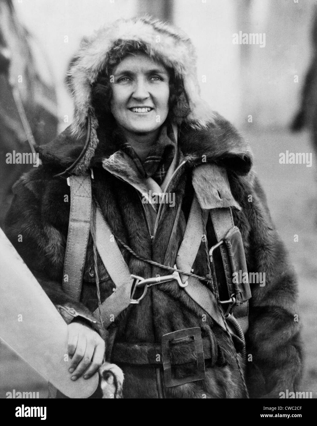 Ruth Nichols 1901-1960 die Frauen Welt Höhe Piloten tragen einen Fell Parka 1931 im Jahr sie drei für Frauen Rekorde Stockfoto