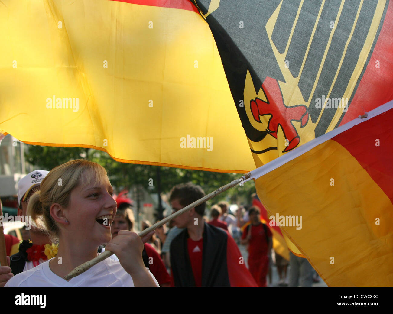 Berlin, feiern Fußball-Fans auf dem Kurfürstendamm Stockfoto