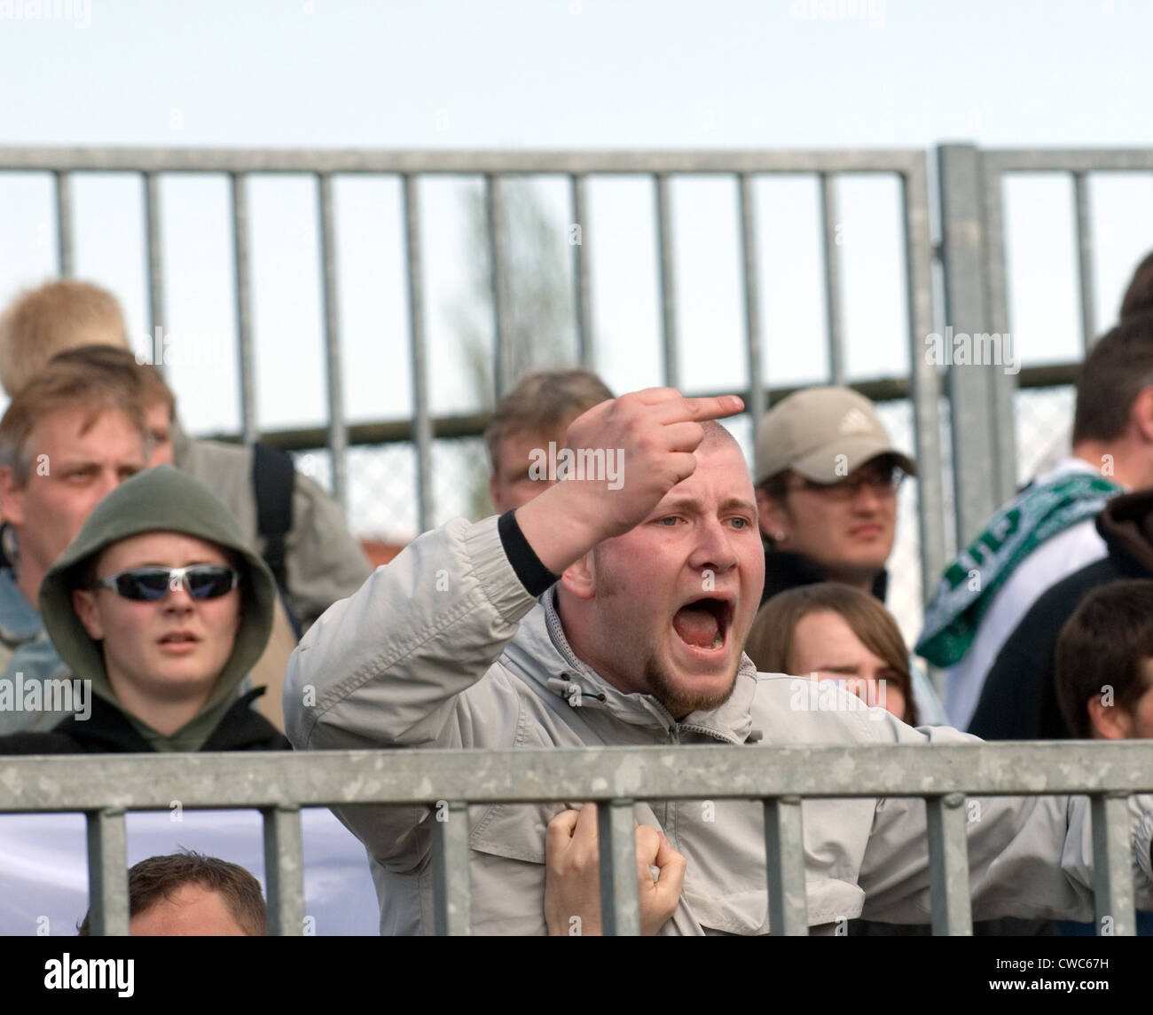Fußball-Fans in Magdeburg Stockfoto