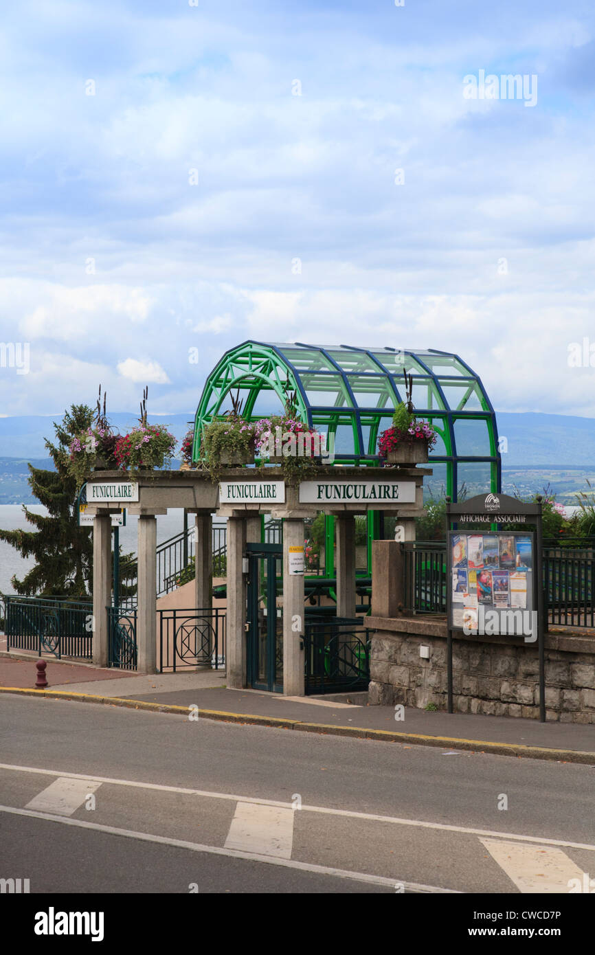 Top-Eingang und Ausgang von der Standseilbahn in Thonon-Les-Bains Frankreich Stockfoto