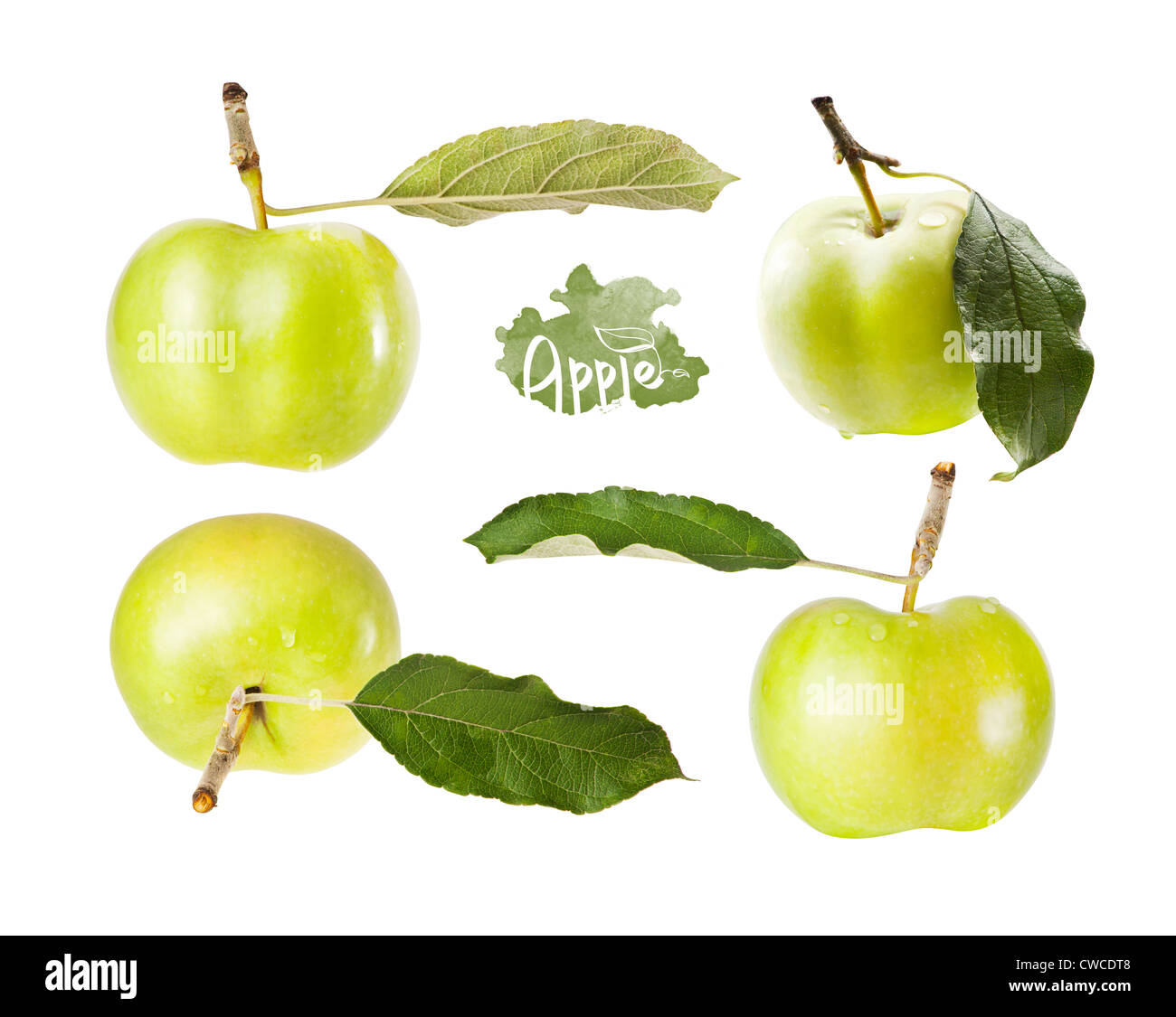 Set grüner Apfel mit Blatt in verschiedenen Winkeln, isoliert auf weißem Hintergrund Stockfoto