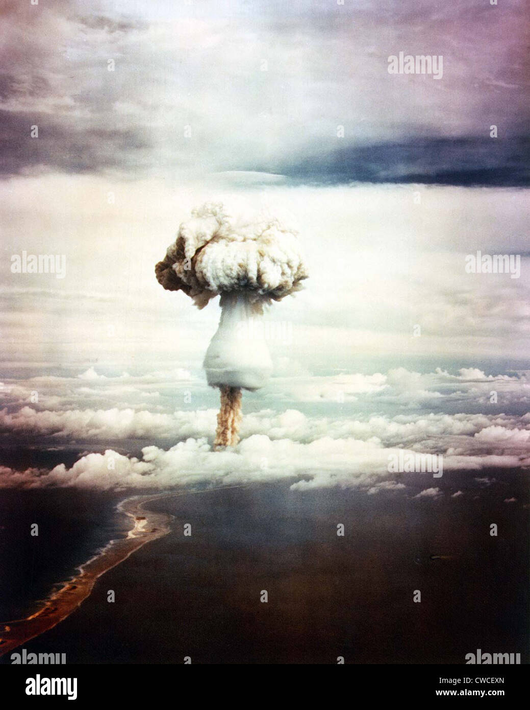 Die GEORGE Shot, war die erste nukleare Explosion, Grundsätze zu testen, die zu Wasserstoffbomben führen würde. Es war die weltweit erste Stockfoto