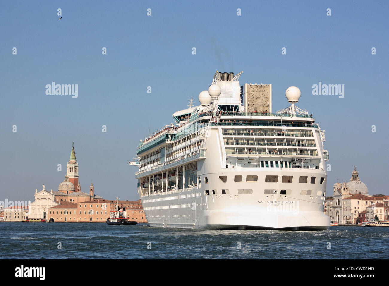 Kreuzfahrtschiff Glanz der Meere Stockfoto