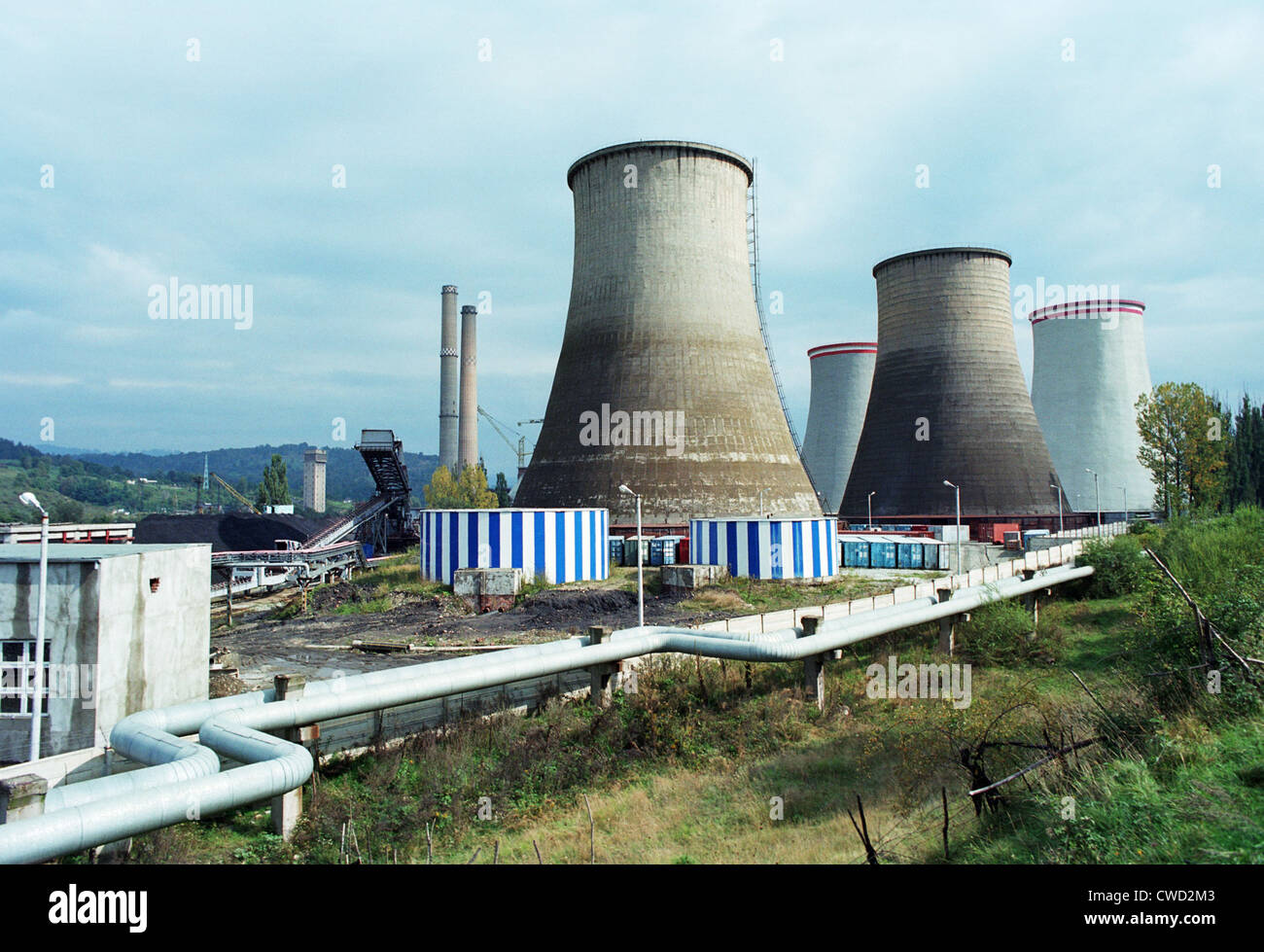 Kuehltuerme ein Kohle-Bergbau-Region in rumänischer Sprache Stockfoto