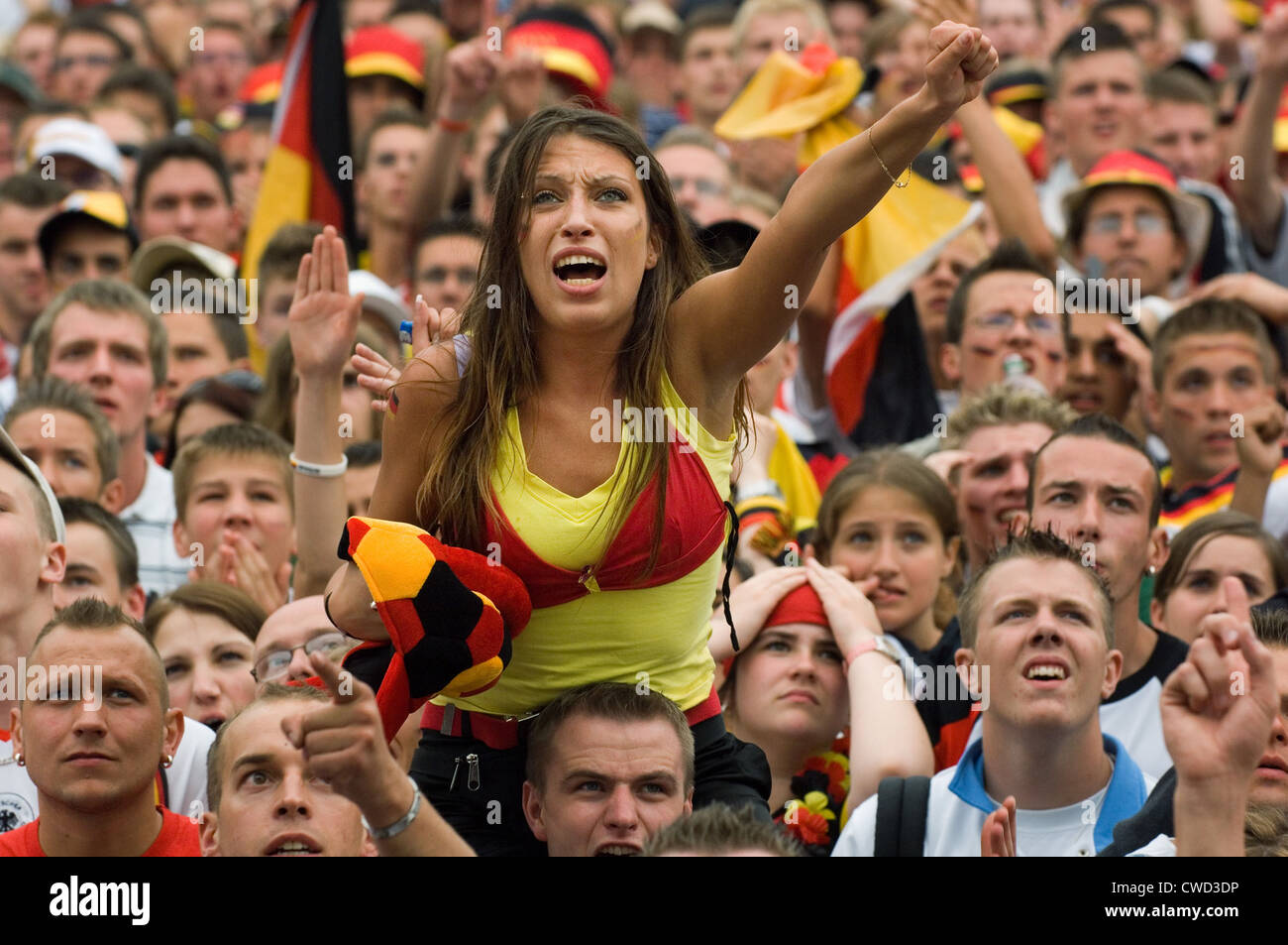 Deutschland in schwarz, rot und gold Fever, Berlin-Fan-Meile Stockfoto