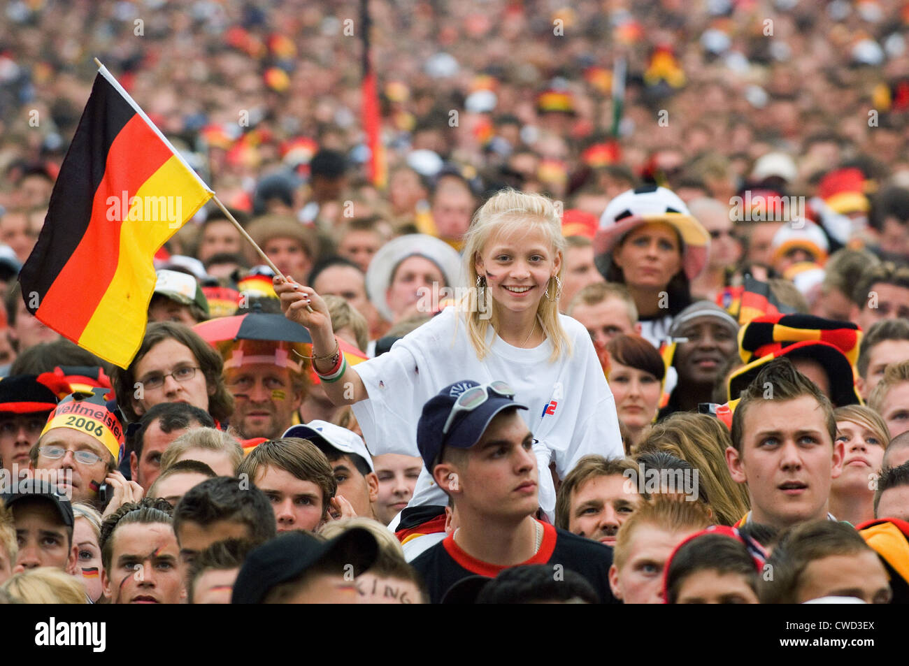 Deutschland in schwarz, rot und gold Fever, Berlin-Fan-Meile Stockfoto